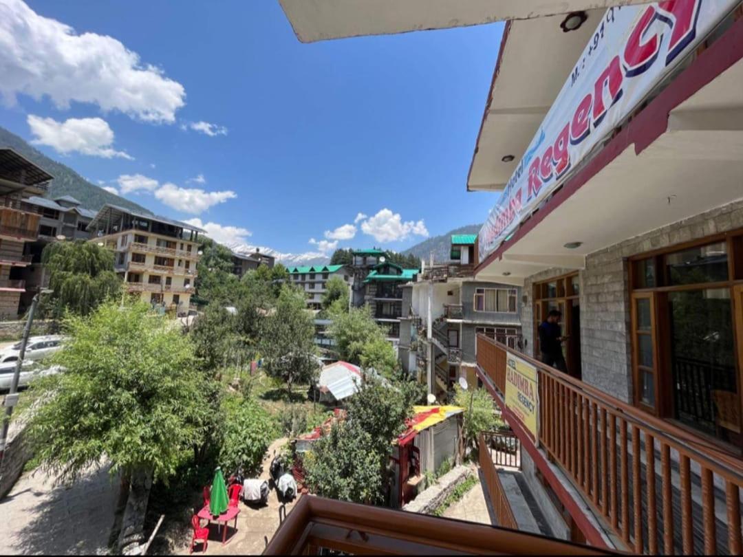 Hotel Hadimba Regency ! Free 4 Wheeler Parking ! Mountain View Rooms ! Near Mall Road Manali Екстериор снимка